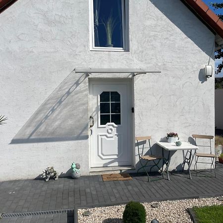 Kleine Gemuetliche Einliegerwohnung Mit Garten Und Pool Nordstemmen Exteriér fotografie